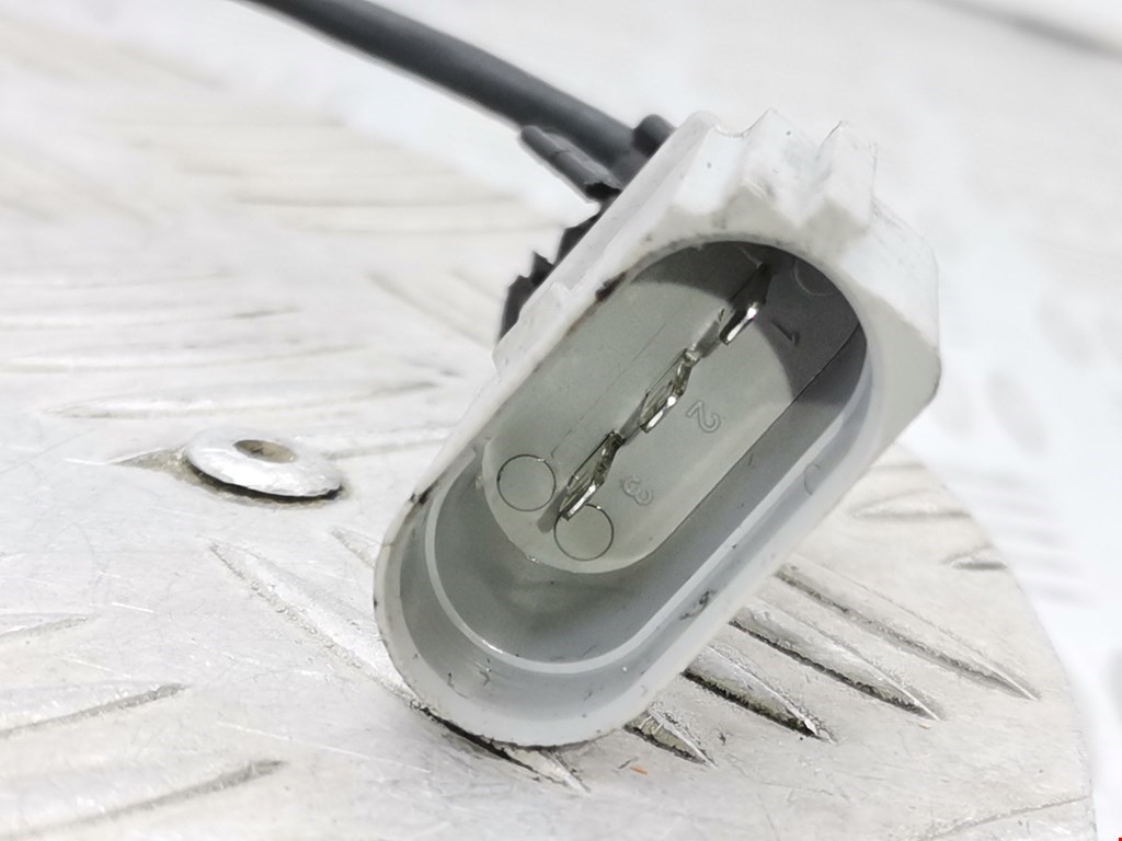 Датчик положения коленвала SKODA Fabia MK2 5J 2007-2014