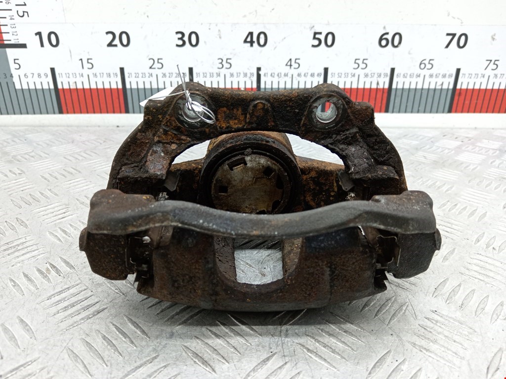 Суппорт передний правый PEUGEOT 207 2006-2015