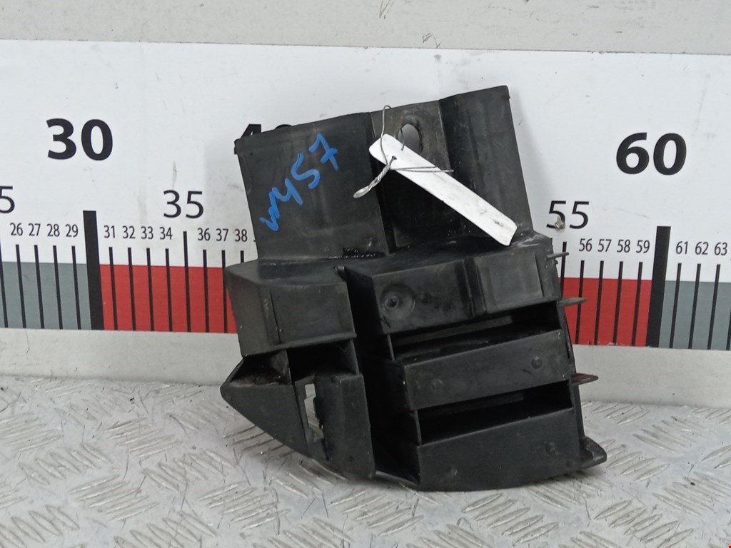 Кронштейн заднего бампера левый правый MERCEDES-BENZ Sprinter 901-905/Classic 909 1995-2006