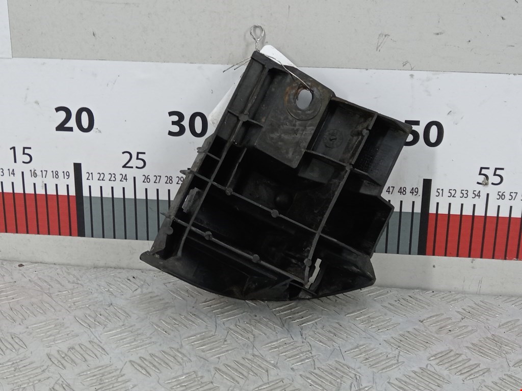 Кронштейн заднего бампера левый правый MERCEDES-BENZ Sprinter 901-905/Classic 909 1995-2006