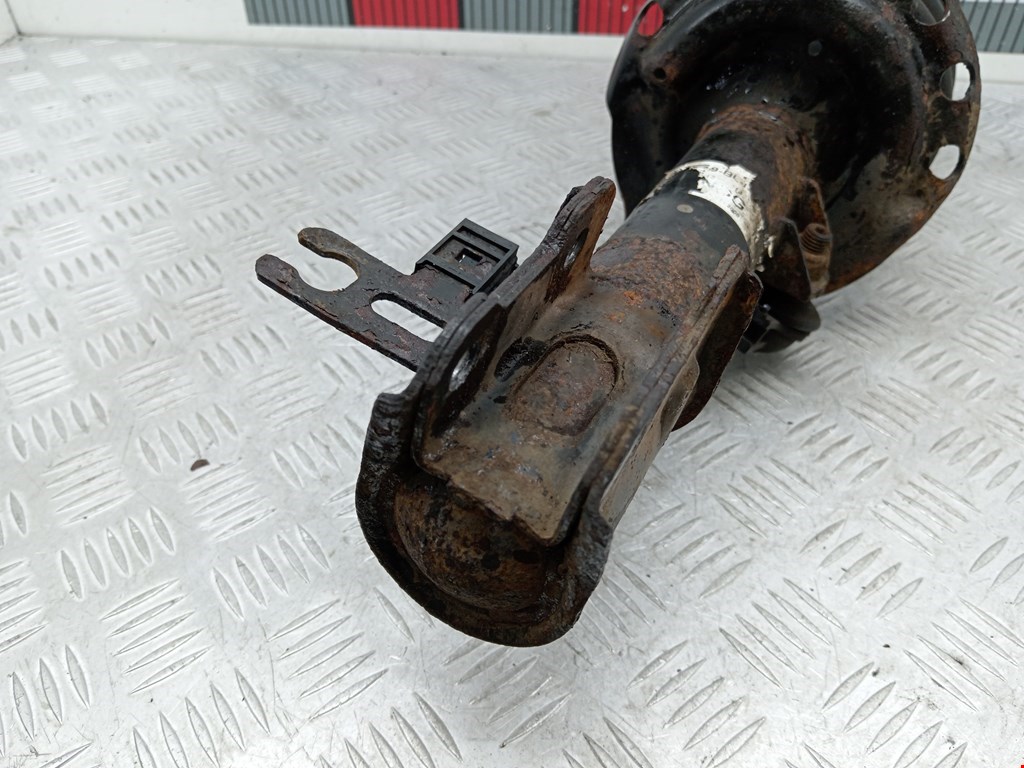 Амортизатор передний левый OPEL Astra H/Family 2004-2015