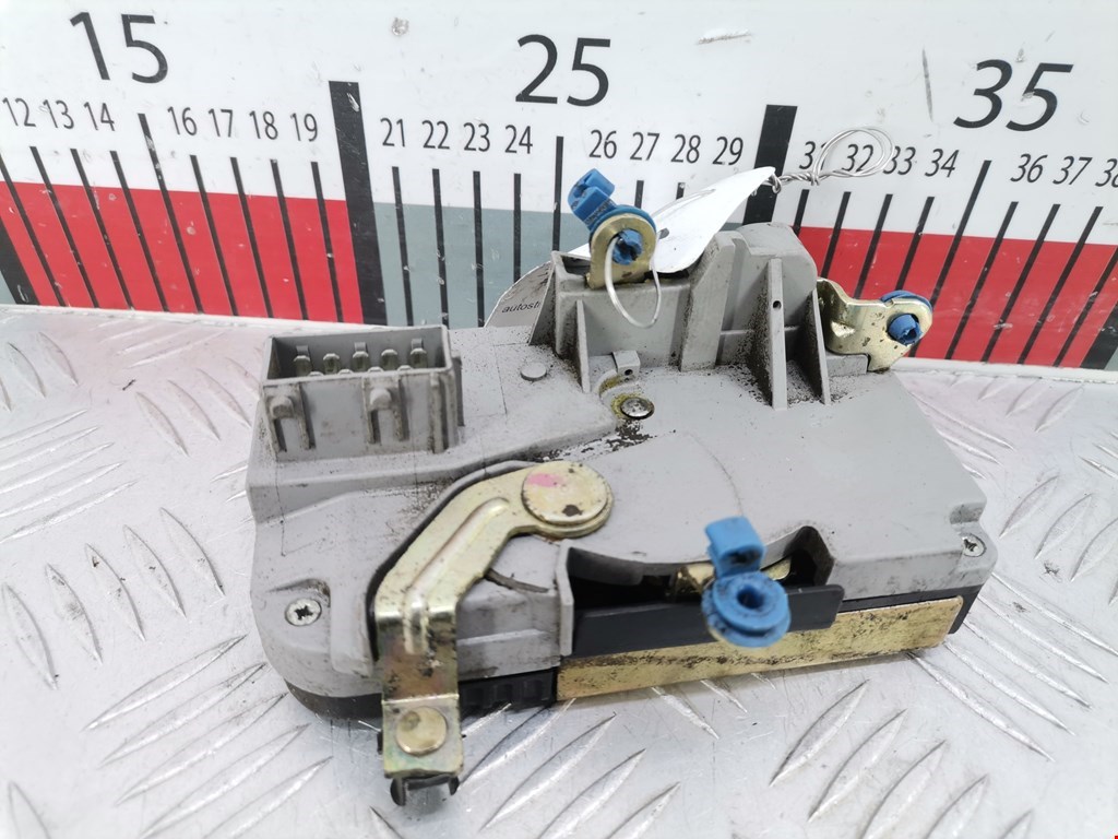 Замок двери передней правой CITROEN Xantia 1993-2002