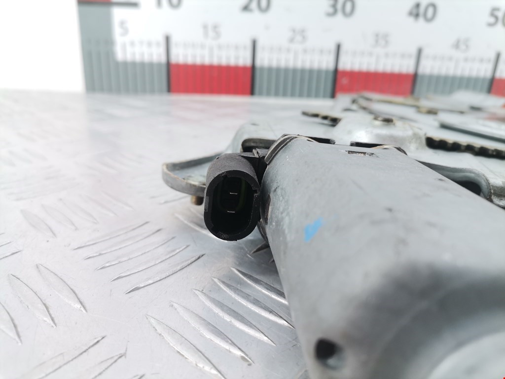 Стеклоподъемник передний правый RENAULT Safrane 1992-2000