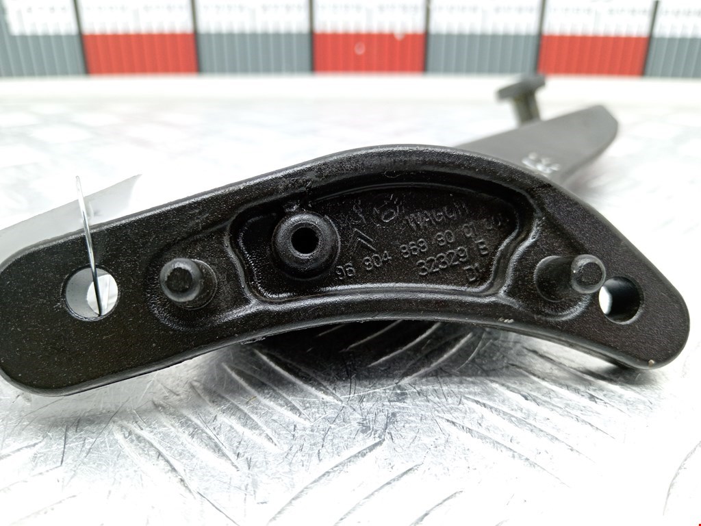 Ролик двери сдвижной (левый/правый средний верхний/нижний) PEUGEOT Partner 2008-2018