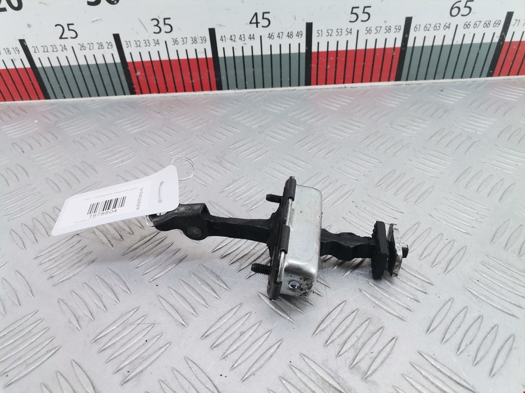 Ограничитель открывания двери KIA Cee'd II 2012-2018