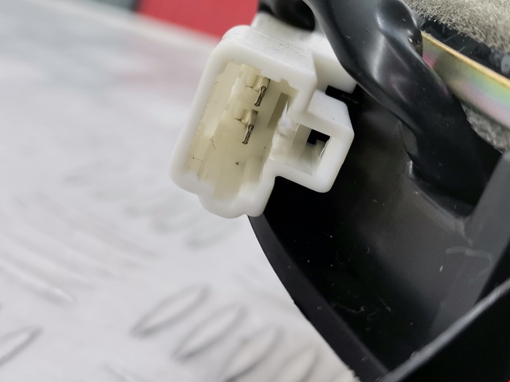 Динамик KIA Opirus 2003-2010