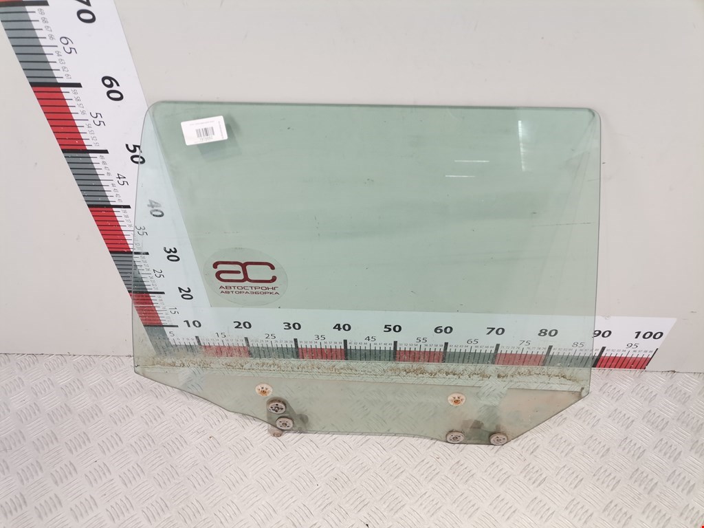 Стекло двери заднее правое SUBARU Forester I 1997-2002