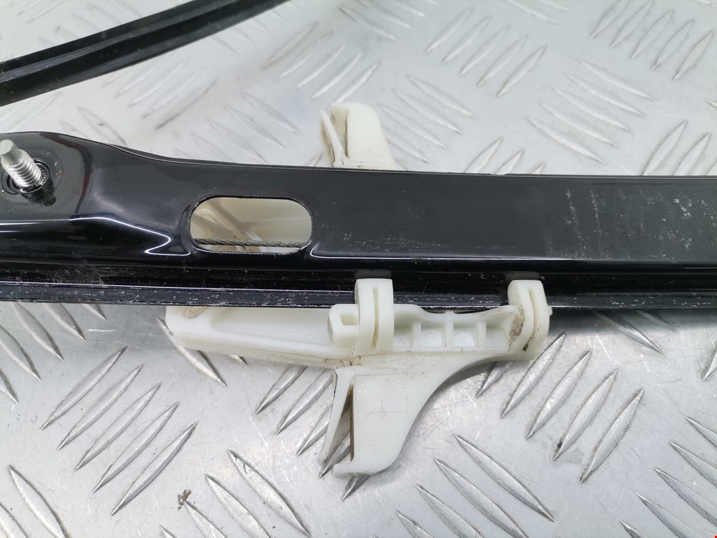 Стеклоподъемник задний левый SKODA Rapid 2012-2020