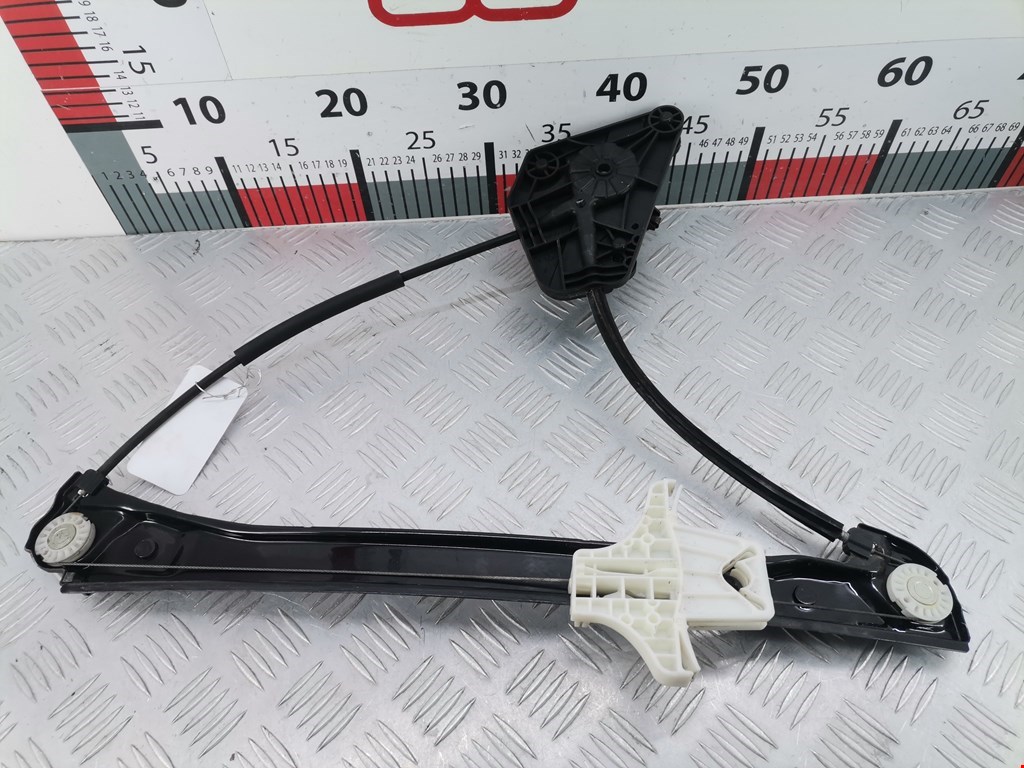 Стеклоподъемник задний левый SKODA Rapid 2012-2020