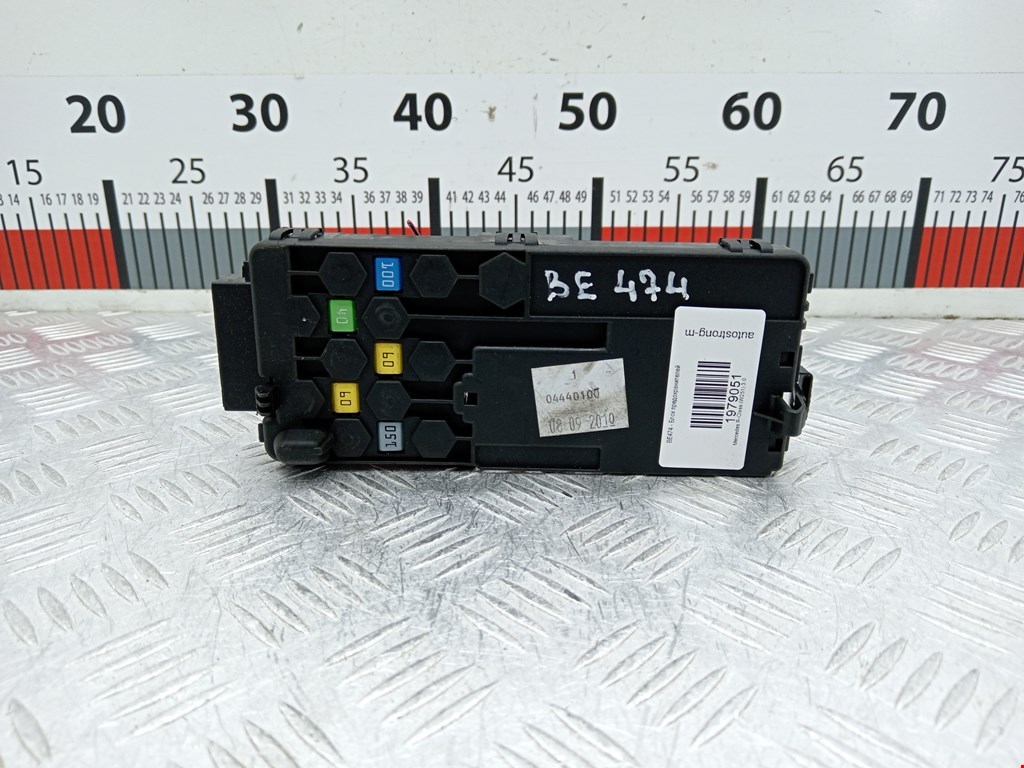 Датчик уровня в бачок омывателя MERCEDES-BENZ R-Class W251 2005-2017