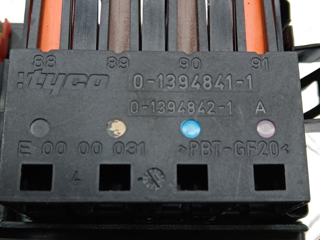 Датчик уровня в бачок омывателя MERCEDES-BENZ R-Class W251 2005-2017