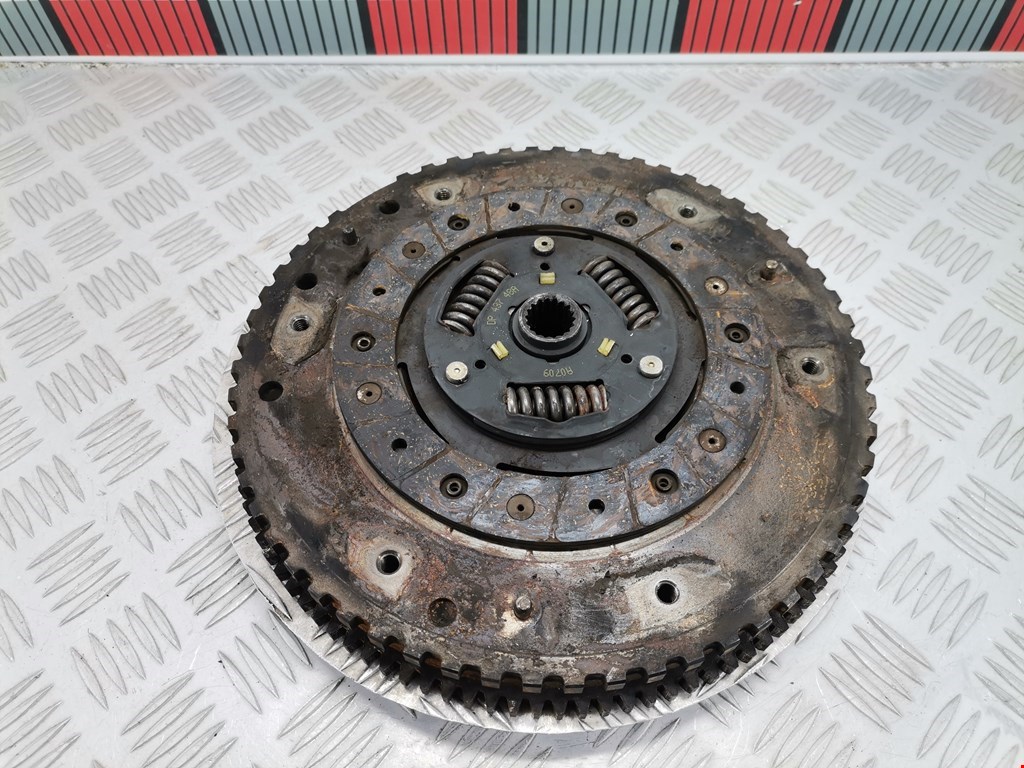 Маховик (демпфер сцепления) NISSAN Micra K11 1992-2002