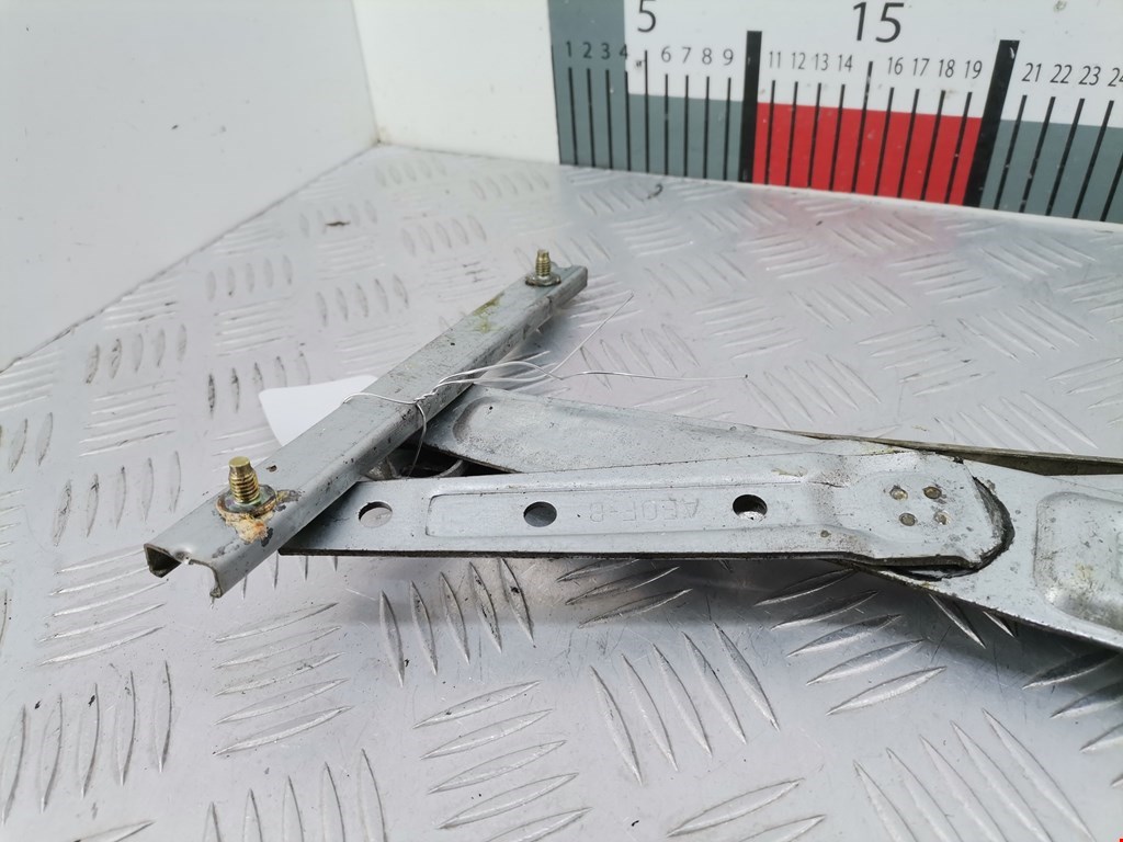 Стеклоподъемник передний правый SUBARU Outback 1999-2003