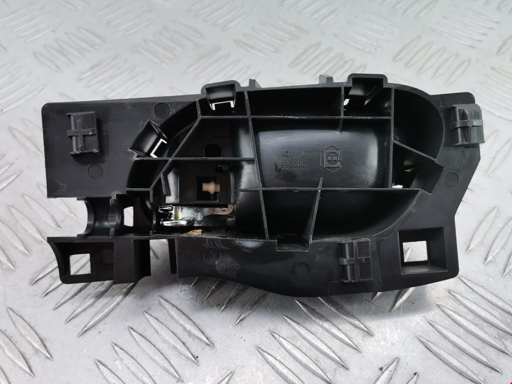 Ручка дверная передняя внутренняя правая PEUGEOT 207 2006-2015