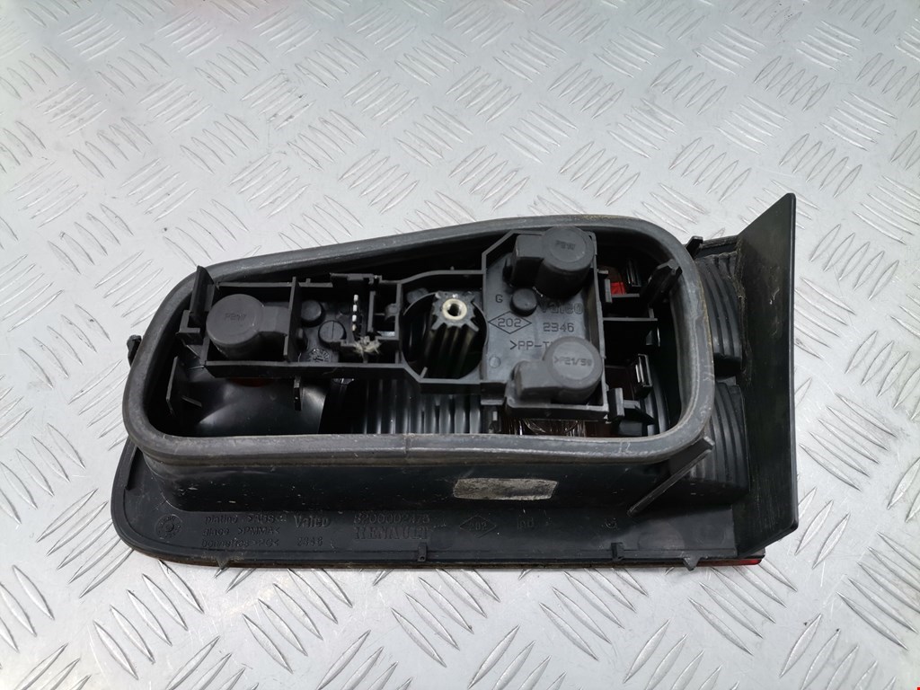 Фонарь задний внутренний левый RENAULT Laguna 2001-2007