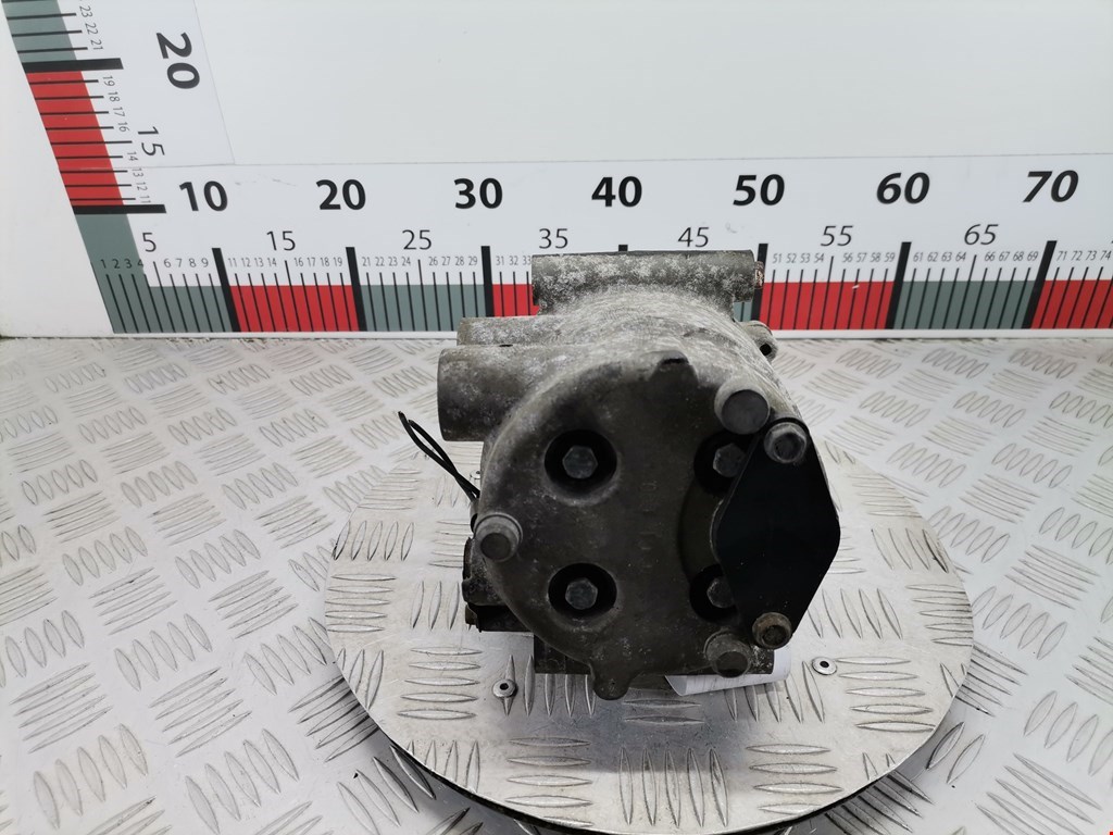 Компрессор кондиционера (системы кондиционирования) FORD Fiesta 2001-2008