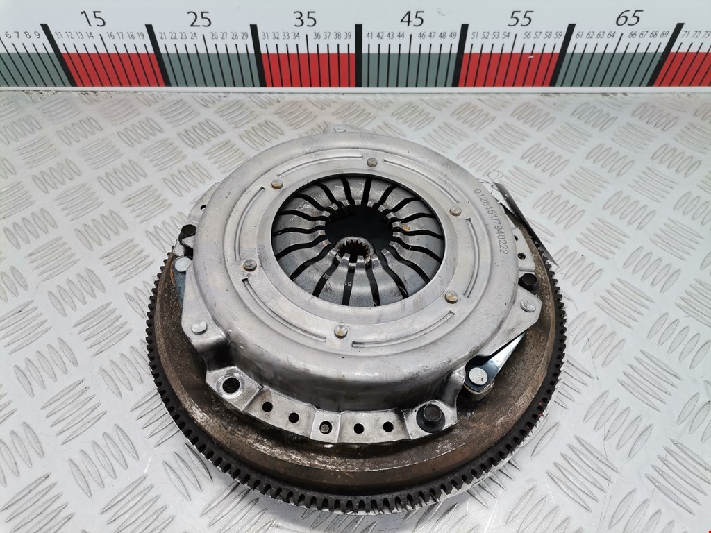 Маховик (демпфер сцепления) FORD Fiesta 2001-2008