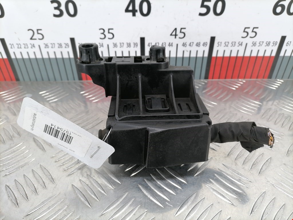 Блок реле OPEL Astra J 2009-2017