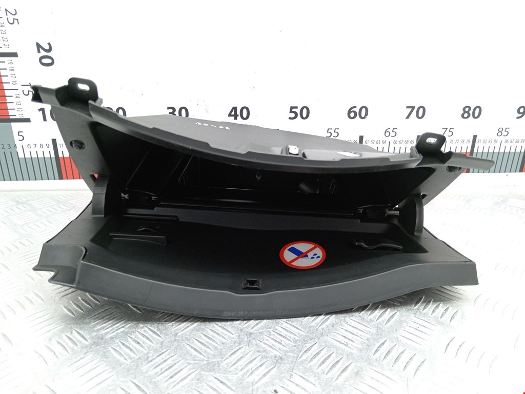 Бардачок PEUGEOT Partner 2008-2018