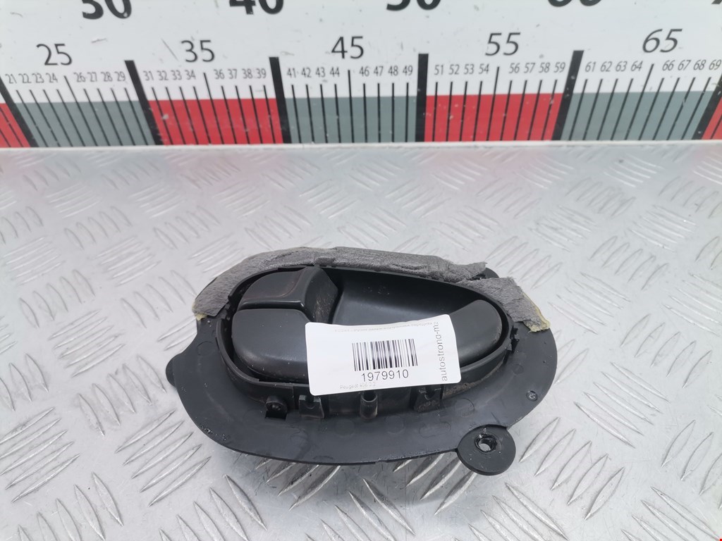 Ручка дверная передняя внутренняя левая PEUGEOT 406 1995-1999