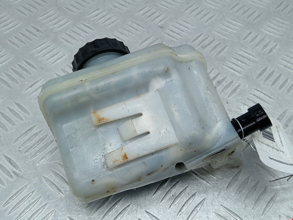Бачок главного тормозного цилиндра OPEL Corsa D 2006-2014