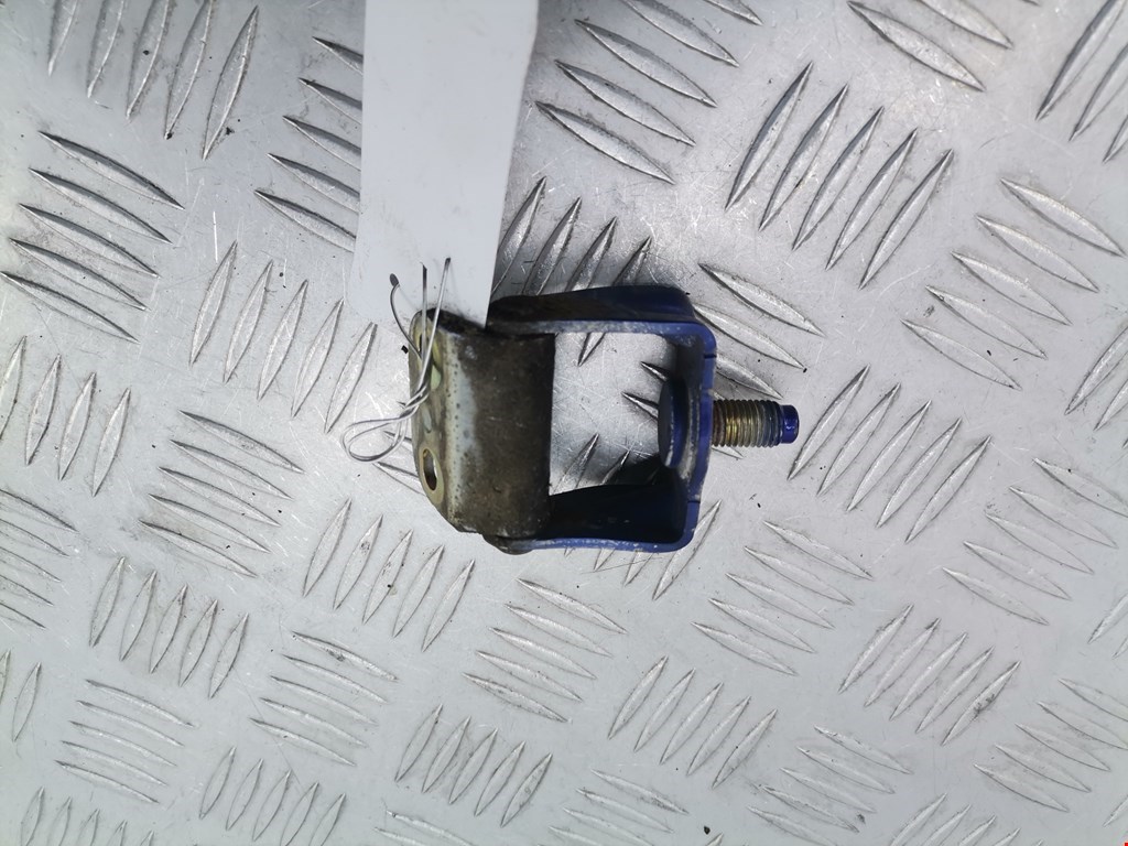 Петля крышки (двери) багажника Kia Picanto 1 (2004-2011)