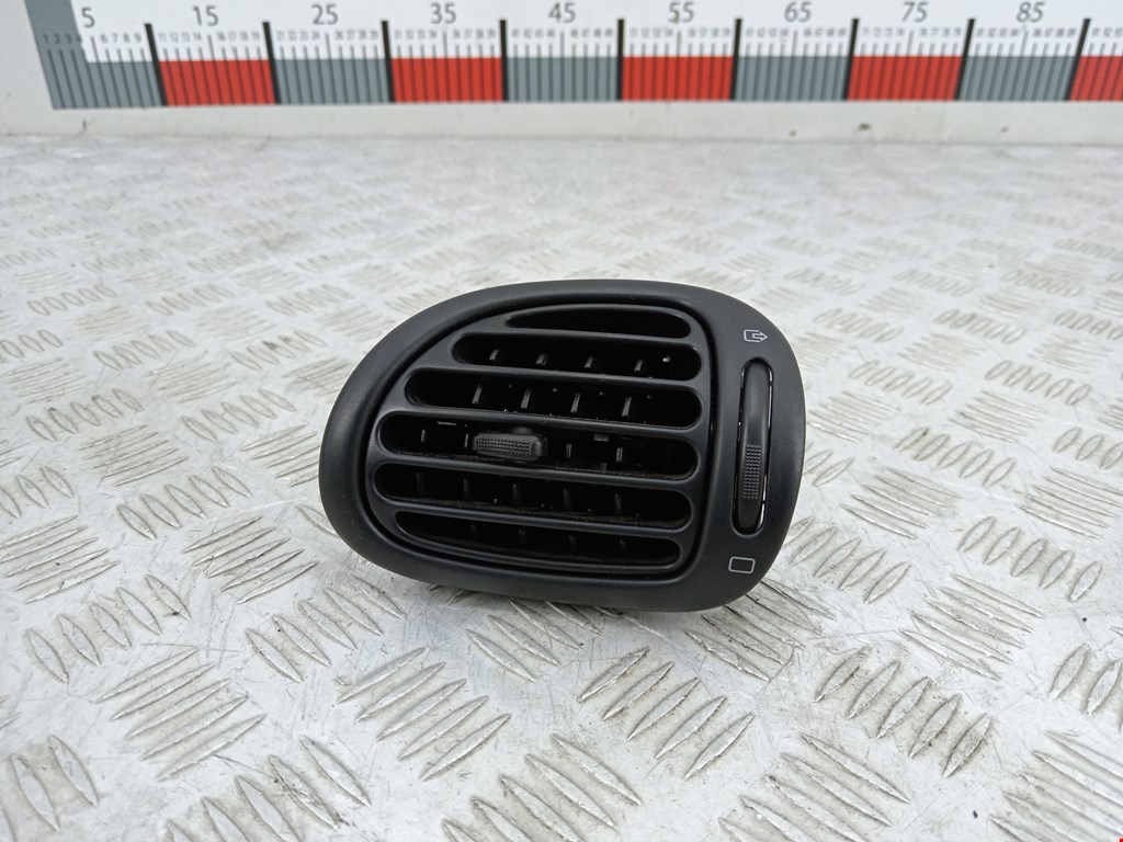 Дефлектор воздушный PEUGEOT 206 1998-2012