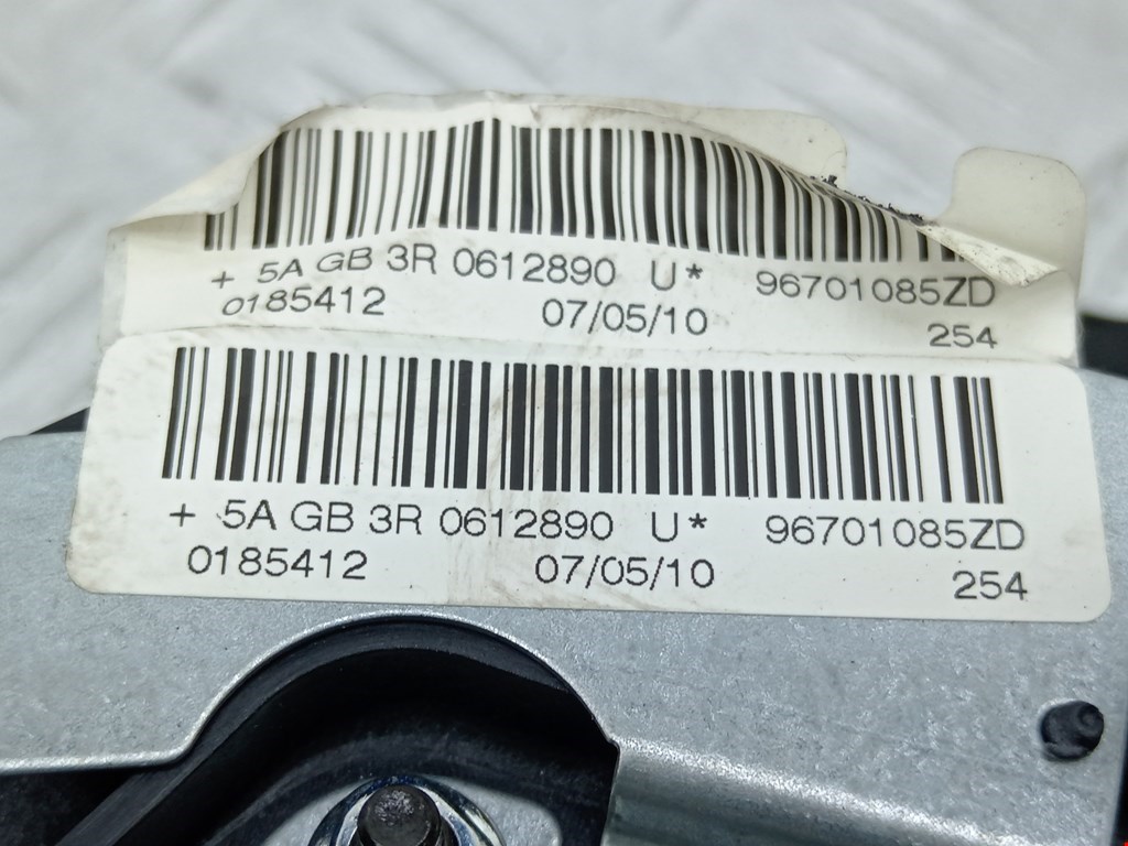 Подушка безопасности в рулевое колесо PEUGEOT 207 2006-2015