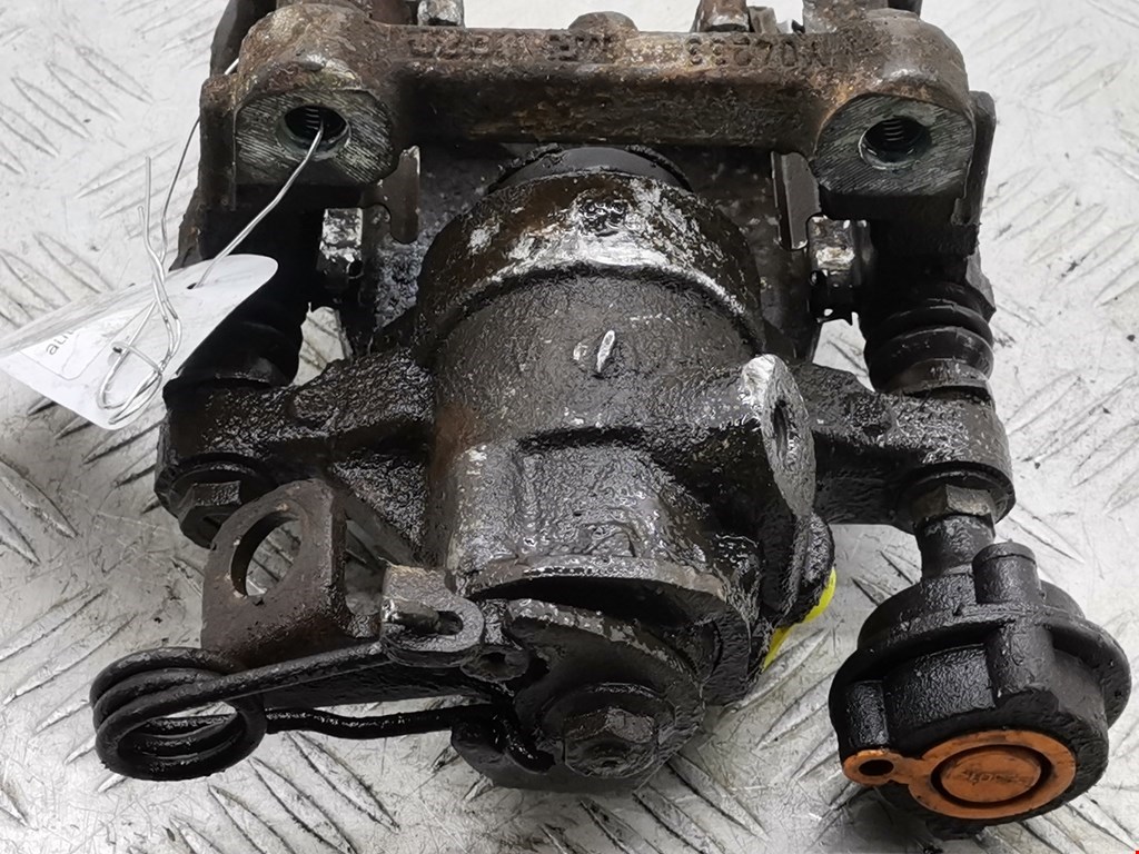 Суппорт задний правый PEUGEOT 207 2006-2015