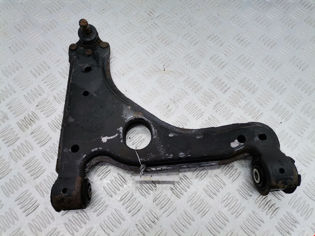 Рычаг передний правый OPEL Astra G 1998-2005