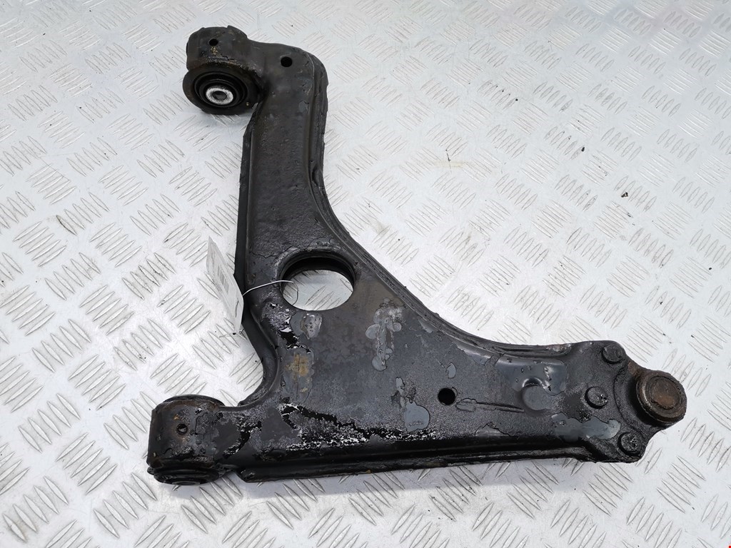 Рычаг передний правый OPEL Astra G 1998-2005