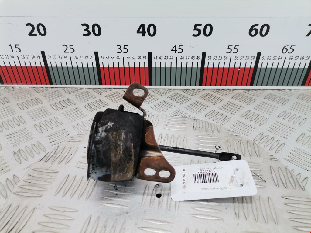 Моторчик привода (положения воздушных) заслонок (актуатор сервопривода турбины) VOLKSWAGEN Transporter T5 2003-2015