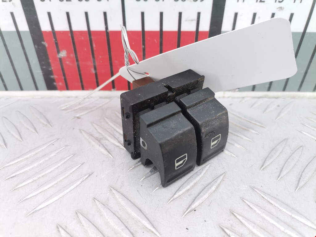 Блок управления стеклоподъемниками VOLKSWAGEN Passat B6 2005-2011