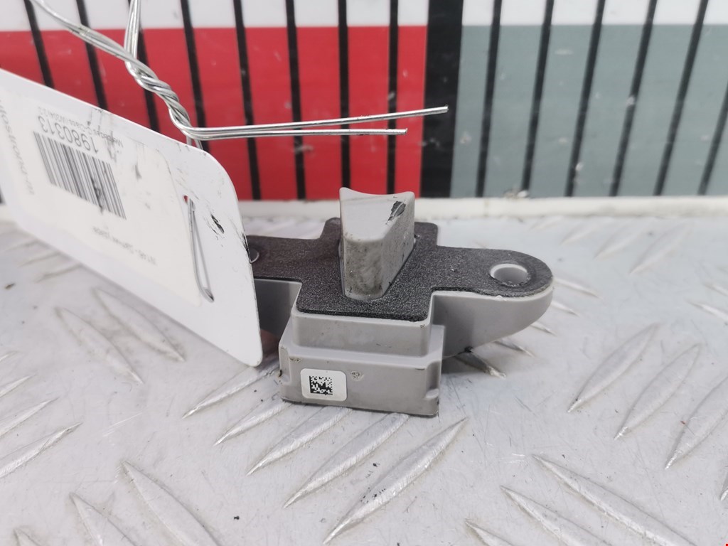 Датчик AIR BAG (подушек безопасности) MERCEDES-BENZ C-Class C-klasse W204 2007-2015