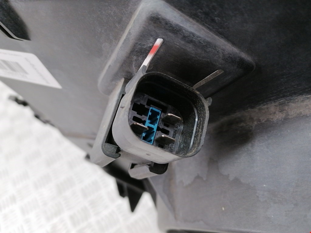 Вентилятор радиатора основного BMW 1er E81\E87 2004-2011