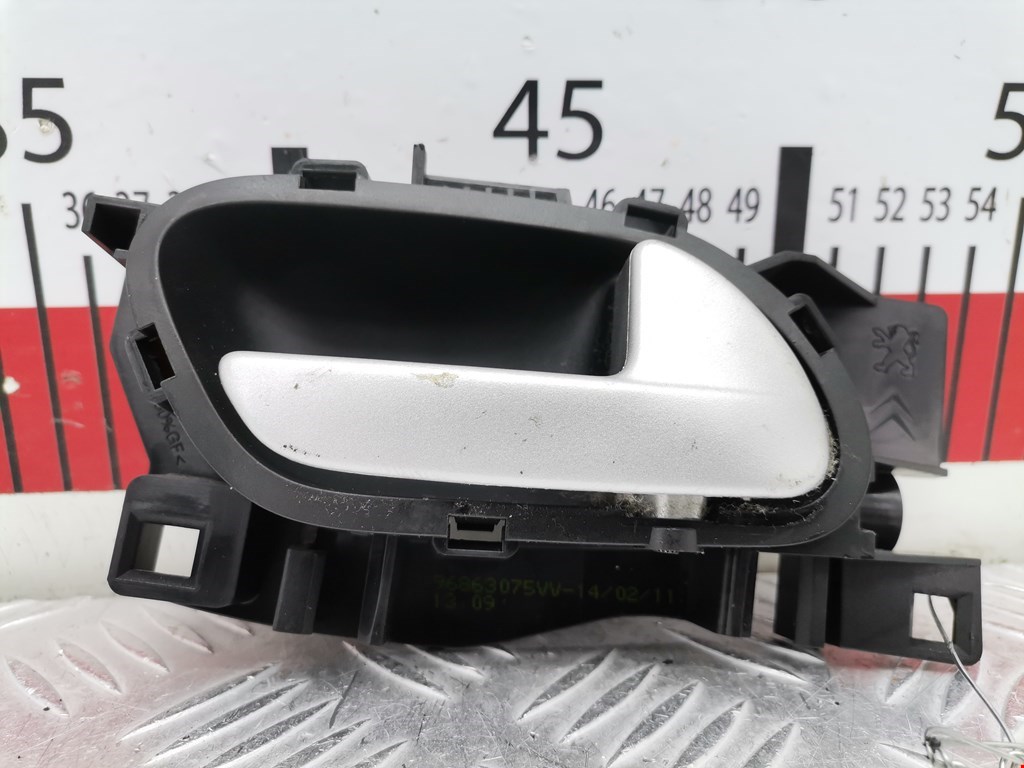 Ручка дверная передняя внутренняя правая CITROEN Berlingo 2008-н.в.