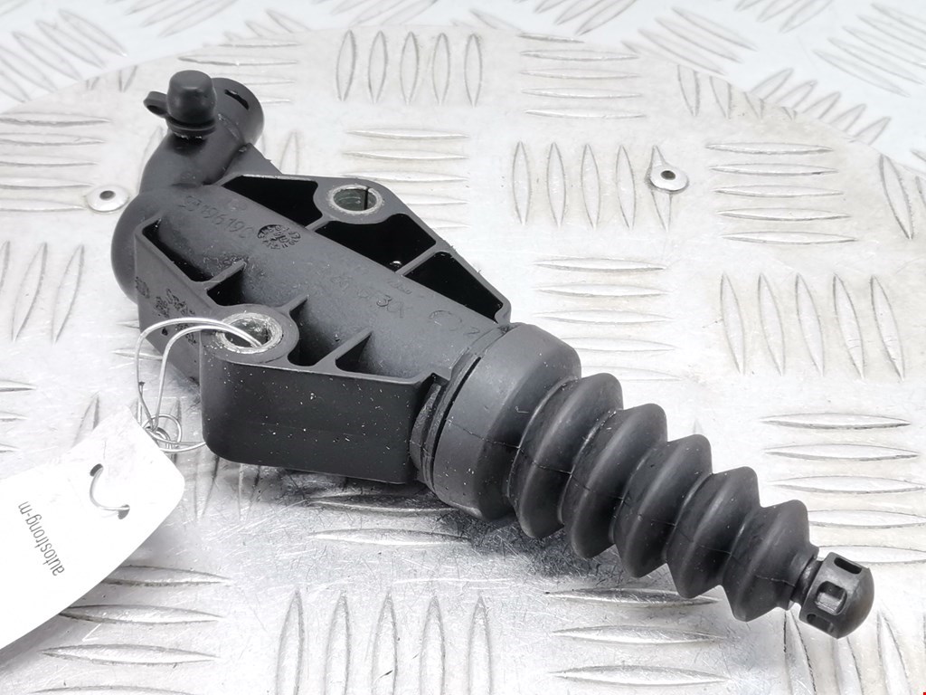 Цилиндр сцепления рабочий FIAT Bravo 2007-2014