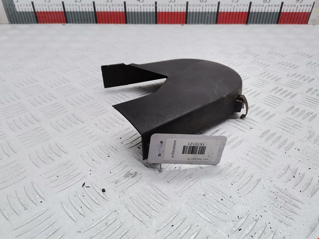 Кожух ремня (ГРМ генератора гидроусилителя помпы) Volkswagen Polo 3 (1994-2002)