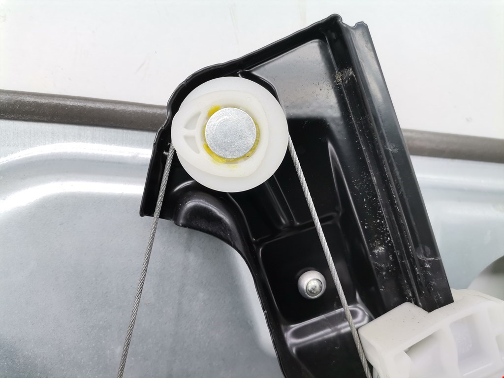 Стеклоподъемник передний правый MERCEDES-BENZ R-Class W251 2005-2017