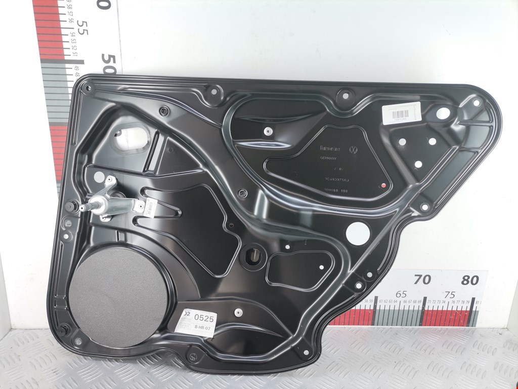 Стеклоподъемник задний правый VOLKSWAGEN Passat B6 2005-2011