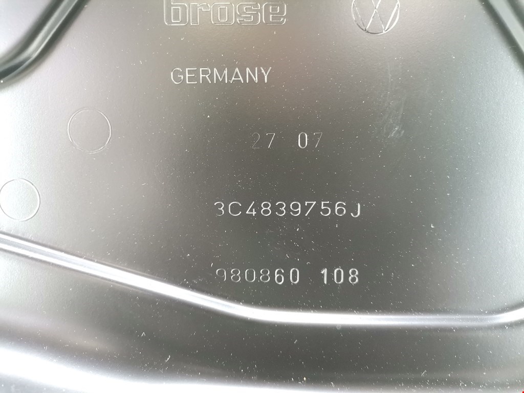 Стеклоподъемник задний правый VOLKSWAGEN Passat B6 2005-2011