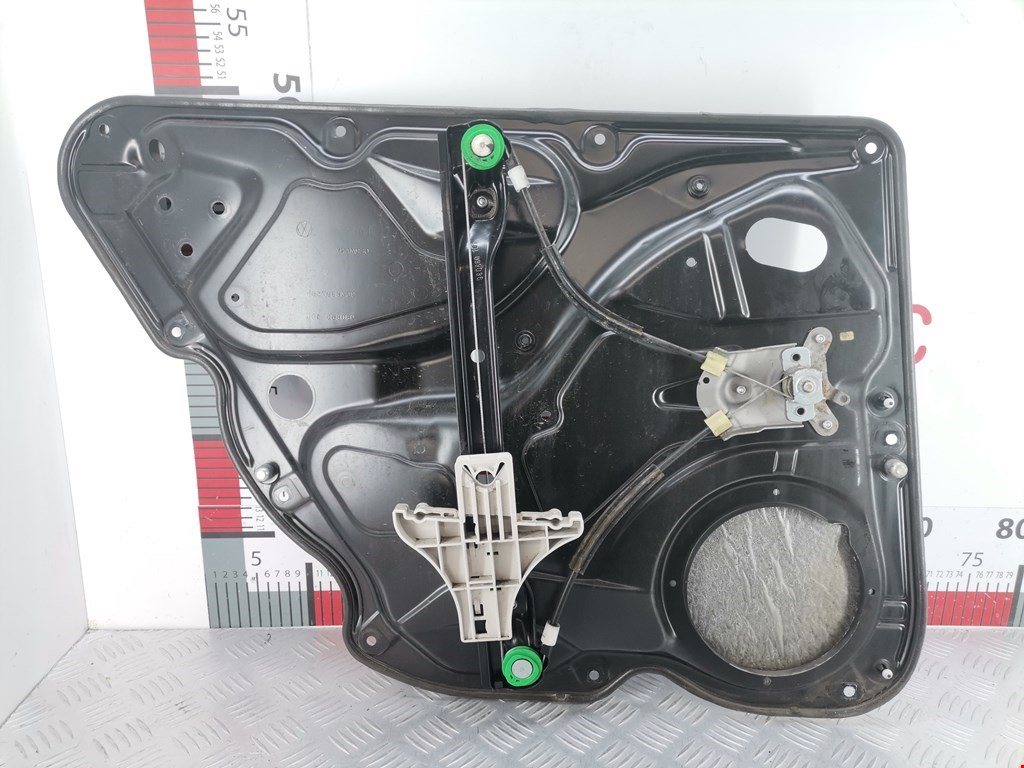 Стеклоподъемник задний правый VOLKSWAGEN Passat B6 2005-2011