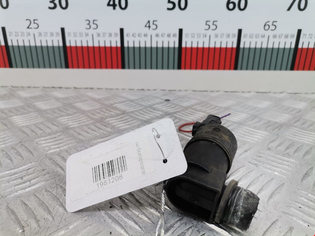 Насос (моторчик) омывателя Peugeot 207 (2006-2014)