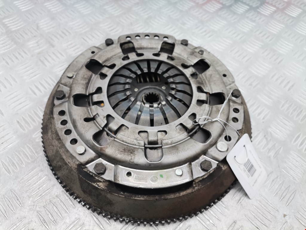 Маховик (демпфер сцепления) OPEL Corsa C 2000-2006