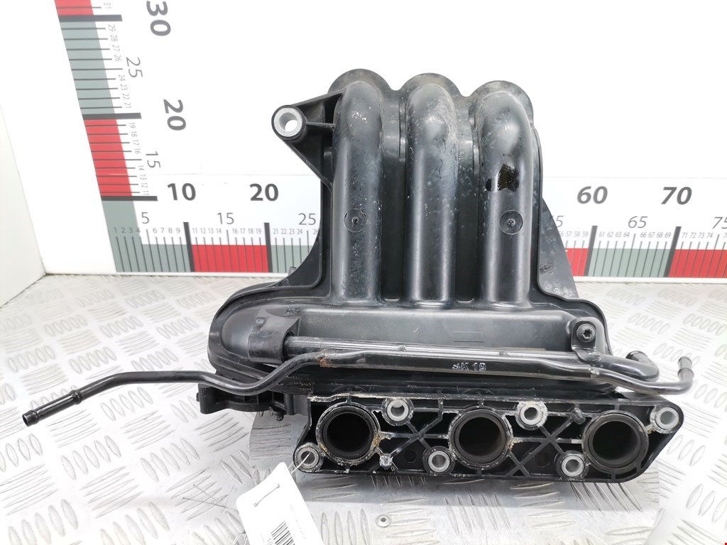 Коллектор впускной VOLKSWAGEN Fox 2005-2011