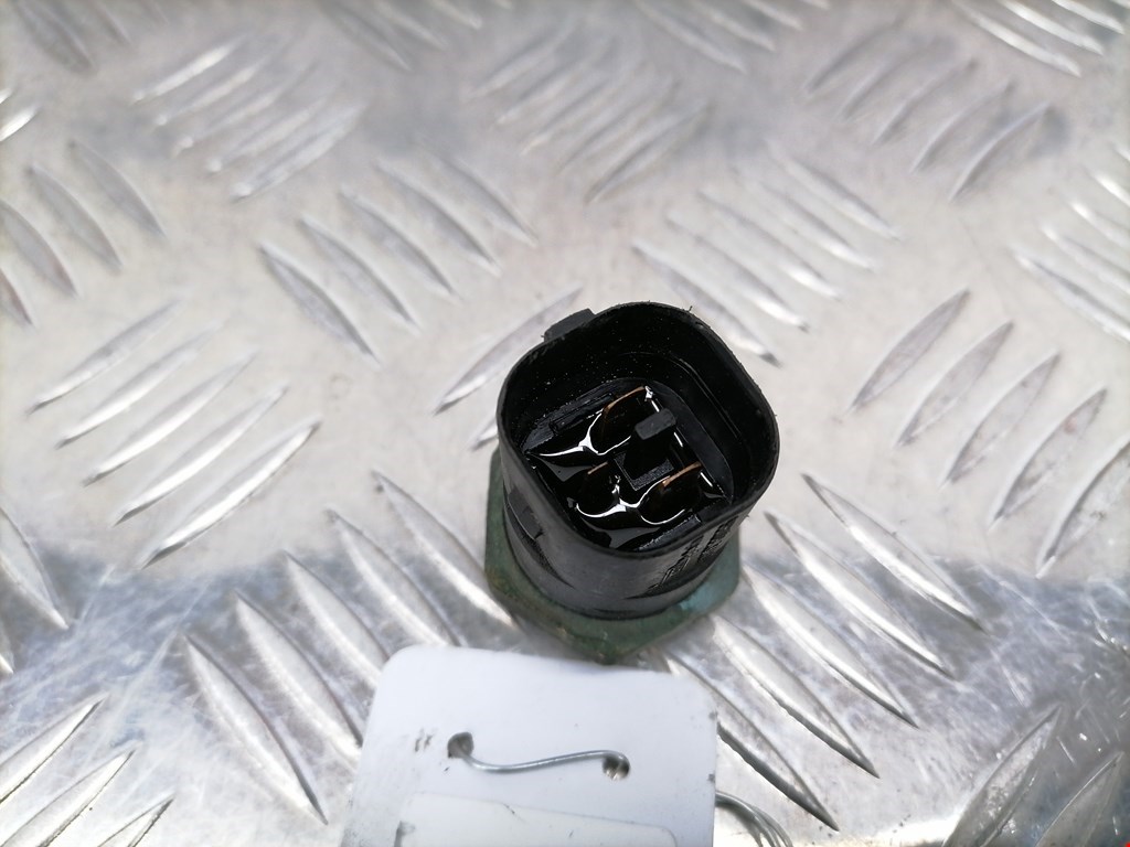 Датчик температуры (охлаждающей жидкости) AUDI A3 8L 1996-2003