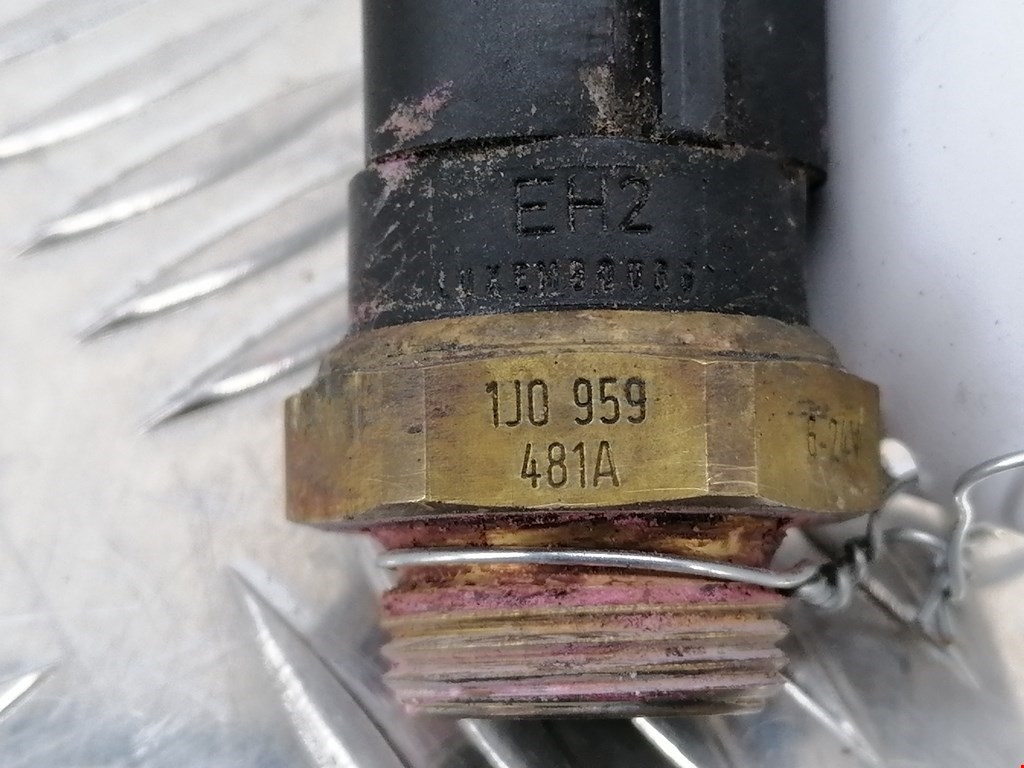 Датчик температуры (охлаждающей жидкости) SKODA Fabia MK1 1999-2006