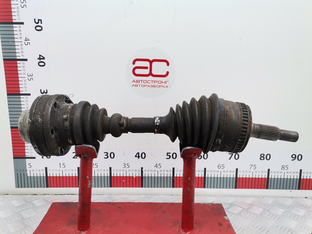 Полуось передняя левая (приводной вал шрус) Mercedes Vito (W638) (1996-2003)
