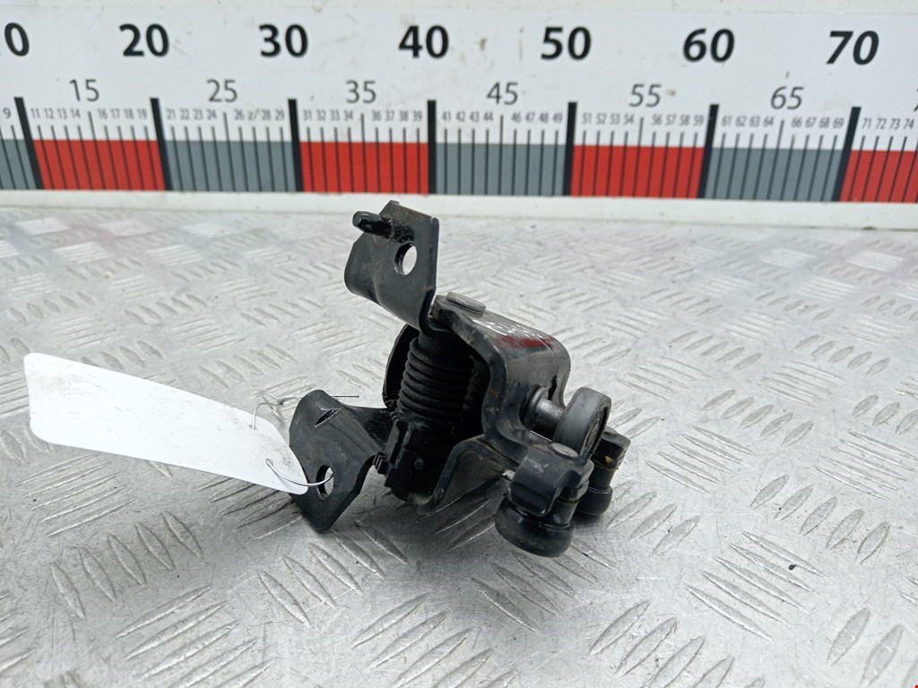 Ролик двери сдвижной (левый/правый средний верхний/нижний) PEUGEOT Partner 2008-2018