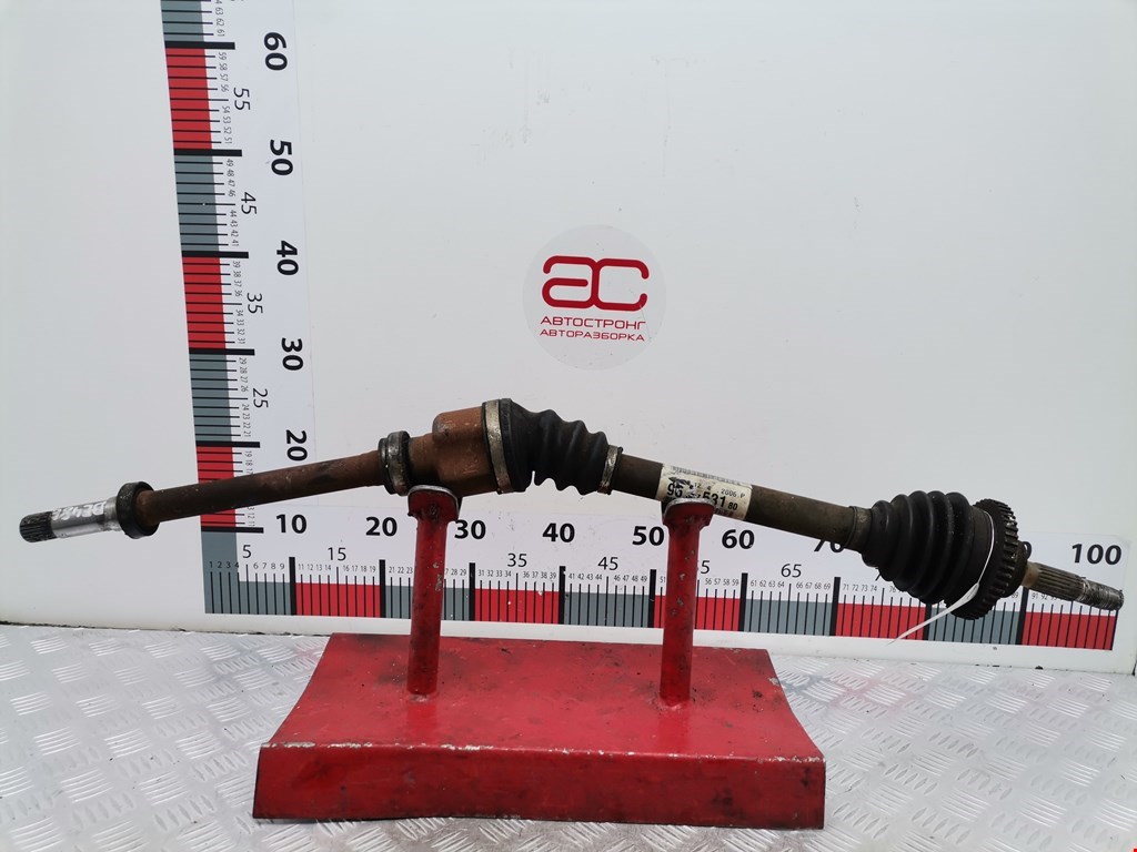 Полуось передняя правая (приводной вал шрус) Peugeot 206 (1998-2006)